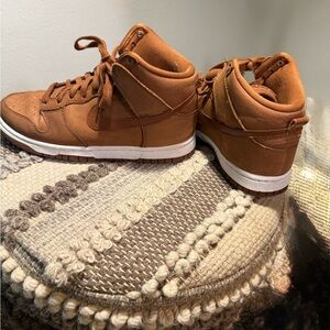 Nike Brown High-Top Athletic Shoes